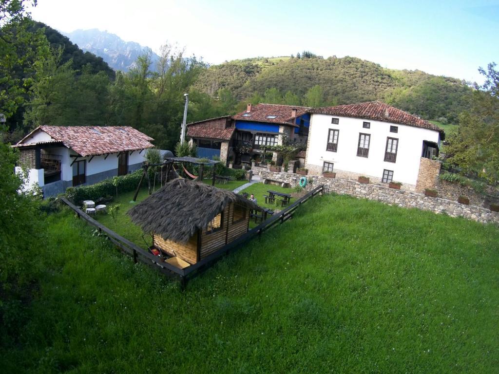Apartamentos Samelar Camaleño Esterno foto