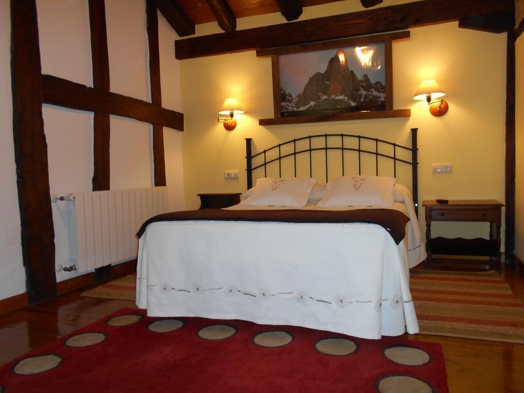 Apartamentos Samelar Camaleño Esterno foto